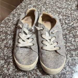 Roxy grey women’s shoes 8
